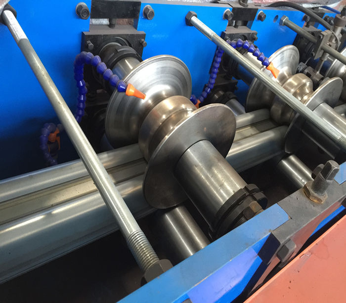 Highway Guardrail Roll Forming Machine