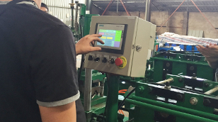 Испытание машины для формовки стеллажной полки