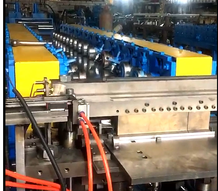 Машина для производства mеталлическая коробка двери