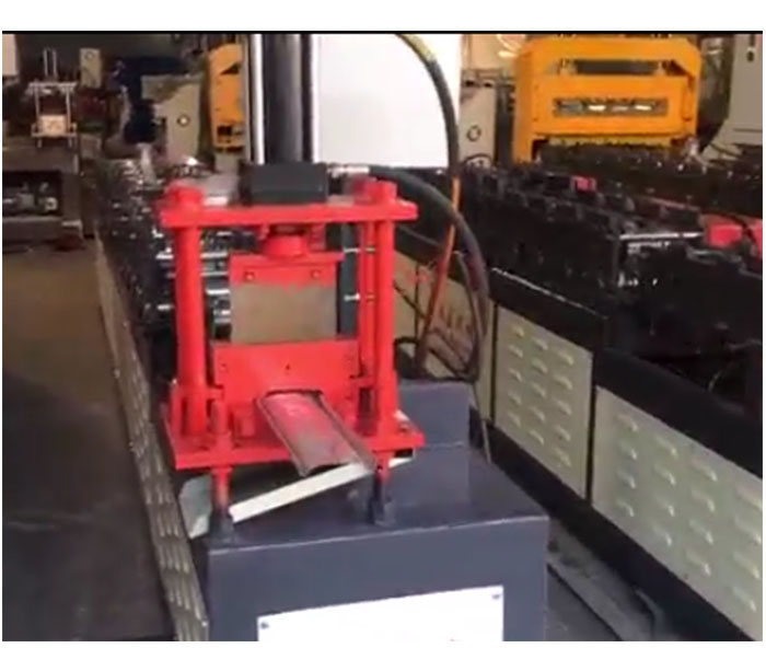 Дверной ролляторный затвор