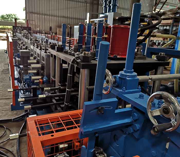 Машина для профилирования профиля C