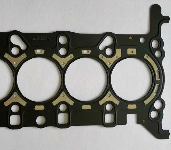 Непрерывная лазерная сварка прокладки головки цилиндра автомобиля